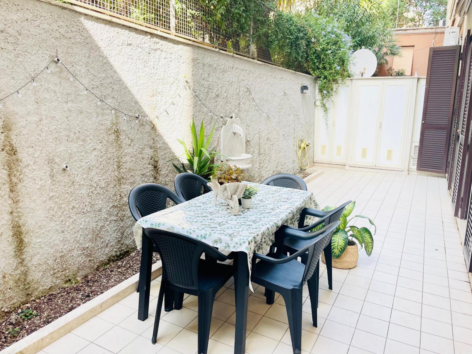 Holiday Homes Rome - Green Apartment S Camillo - Near Trastevere Exterior foto